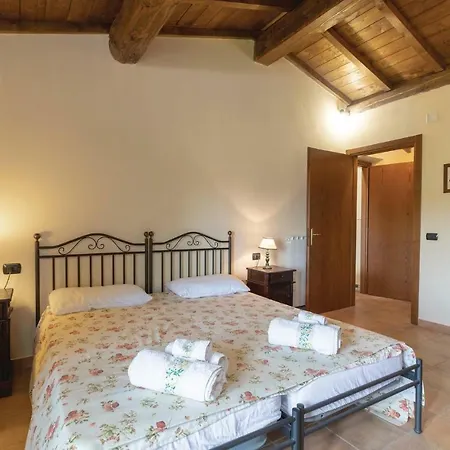 Ulivi 2 Appartement Mengara